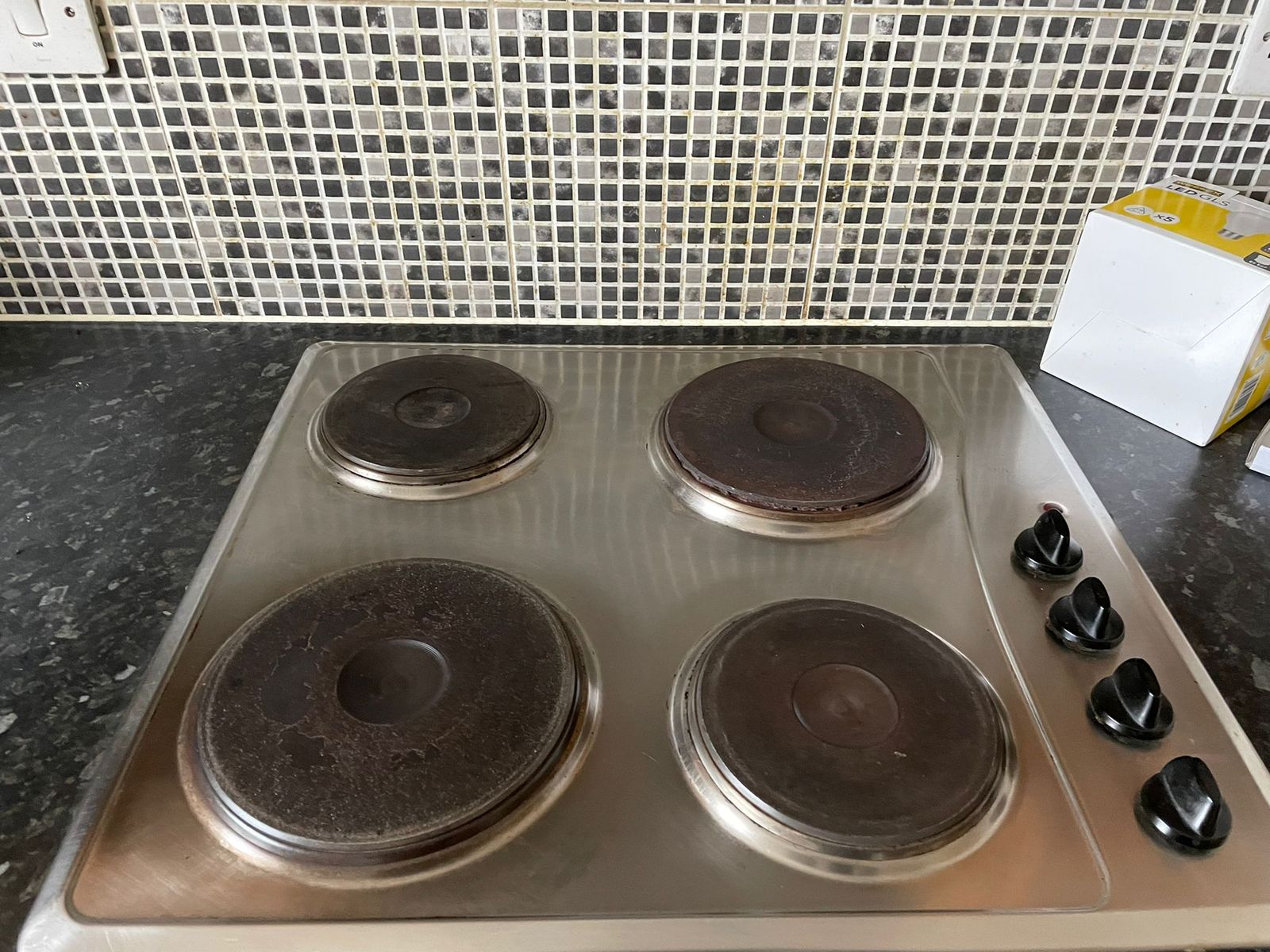Hob after professional oven cleaning