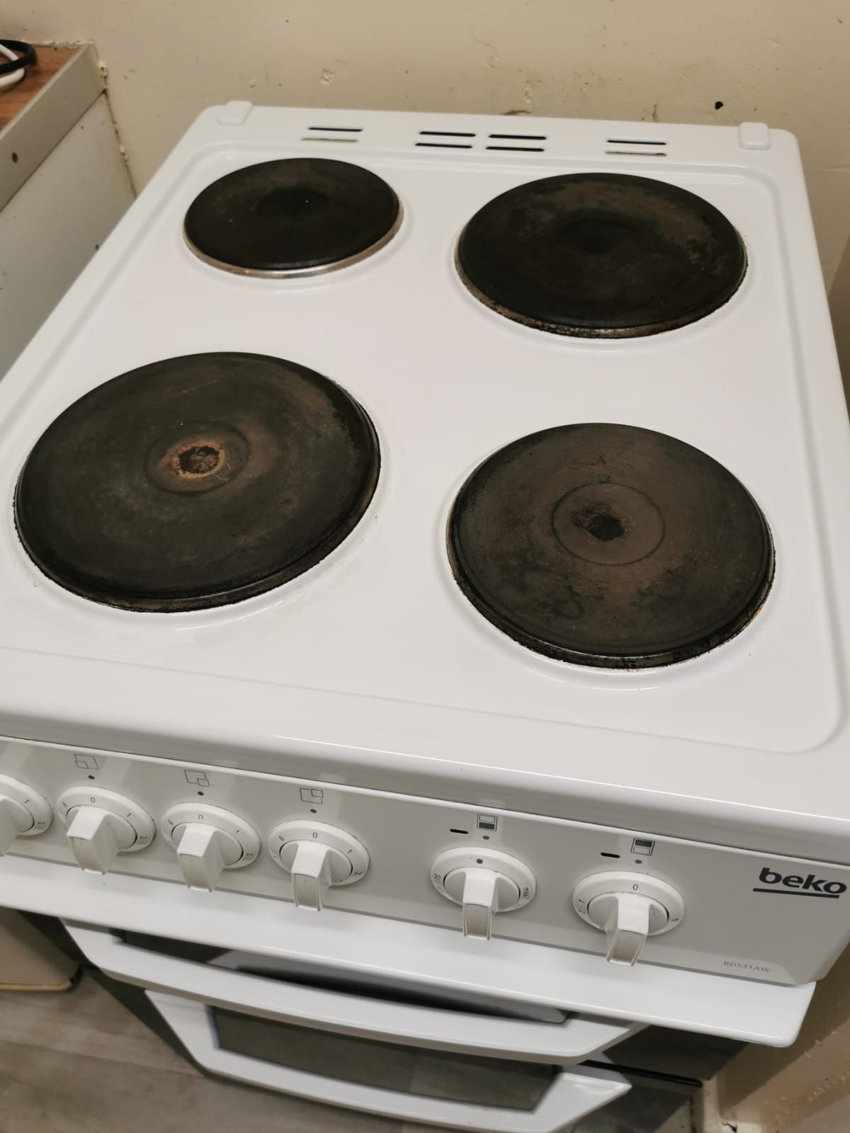 Range Cooker before professional oven cleaning