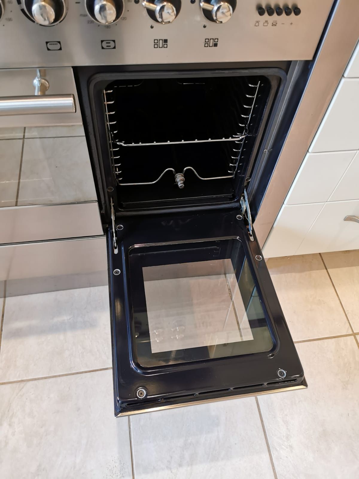 Range Cooker after professional cleaning — restored finish