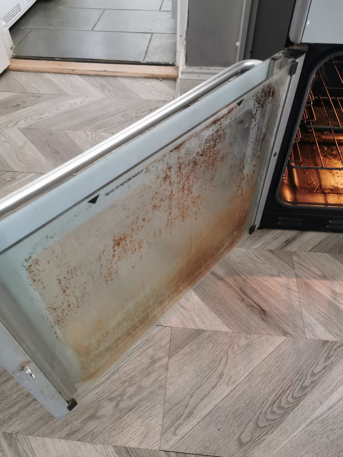 Single Oven before professional cleaning — grease and carbon build-up