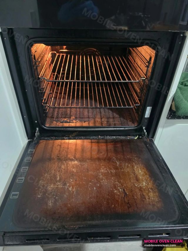 Single Oven before professional oven cleaning in Fallings Park, Wednesfield WV11 — October 2026