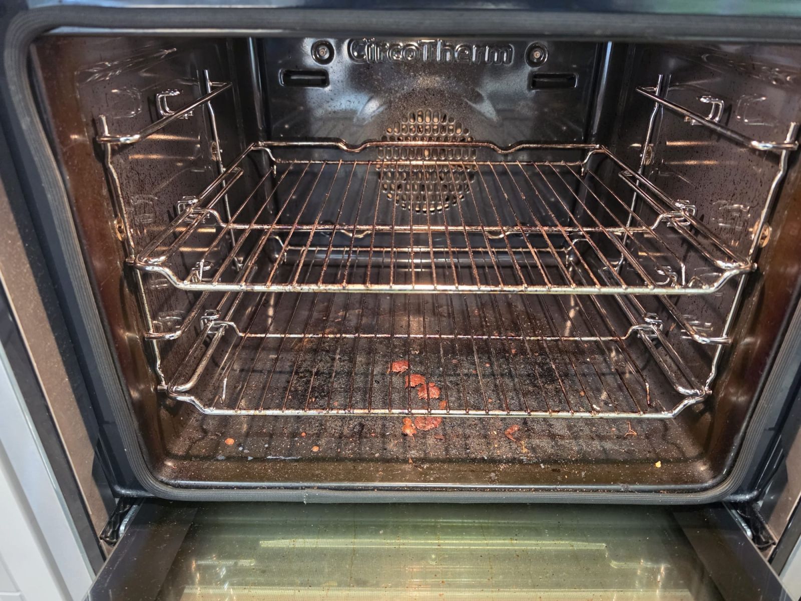 Lg Single Oven before professional oven cleaning in Willenhall, Wolverhampton WV13